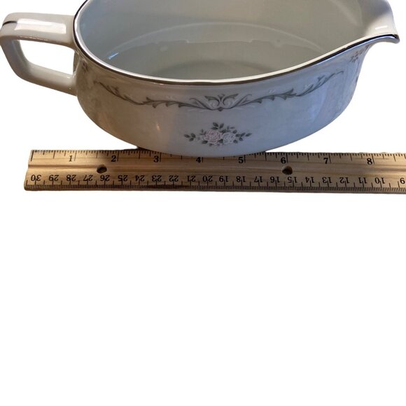 Signature Collection Fine China Gravy Boat w/ Handle Petite Bouquet Japan - Picture 6 of 7